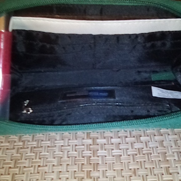 MSU wristlet wallet - Picture 7 of 7